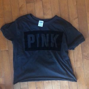 black crop top VS PINkK